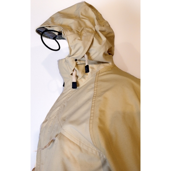 Gore-tex Waterproof Yellow Medium Weight Section Skii Rain Jacket - Picture 7 of 15